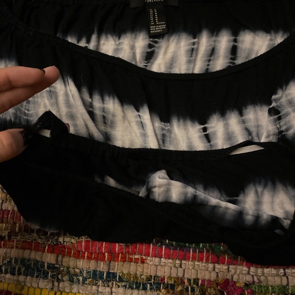 Tie dye shoulder-less shirt - Picture 4 of 4